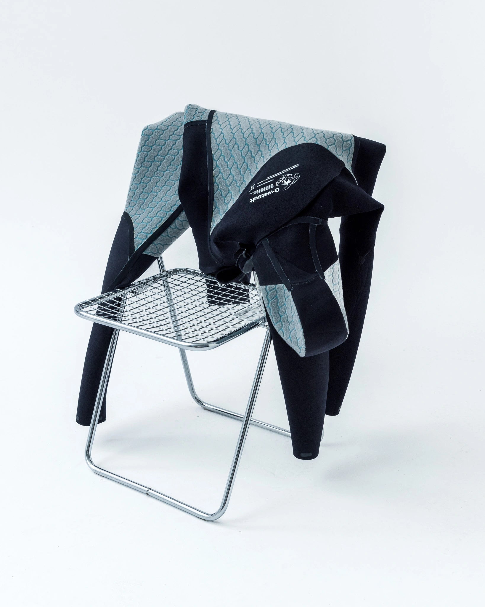 Pianka neoprenowa z kapturem UNDA – Yamamoto G-wetsuit UNDA - Dasea People