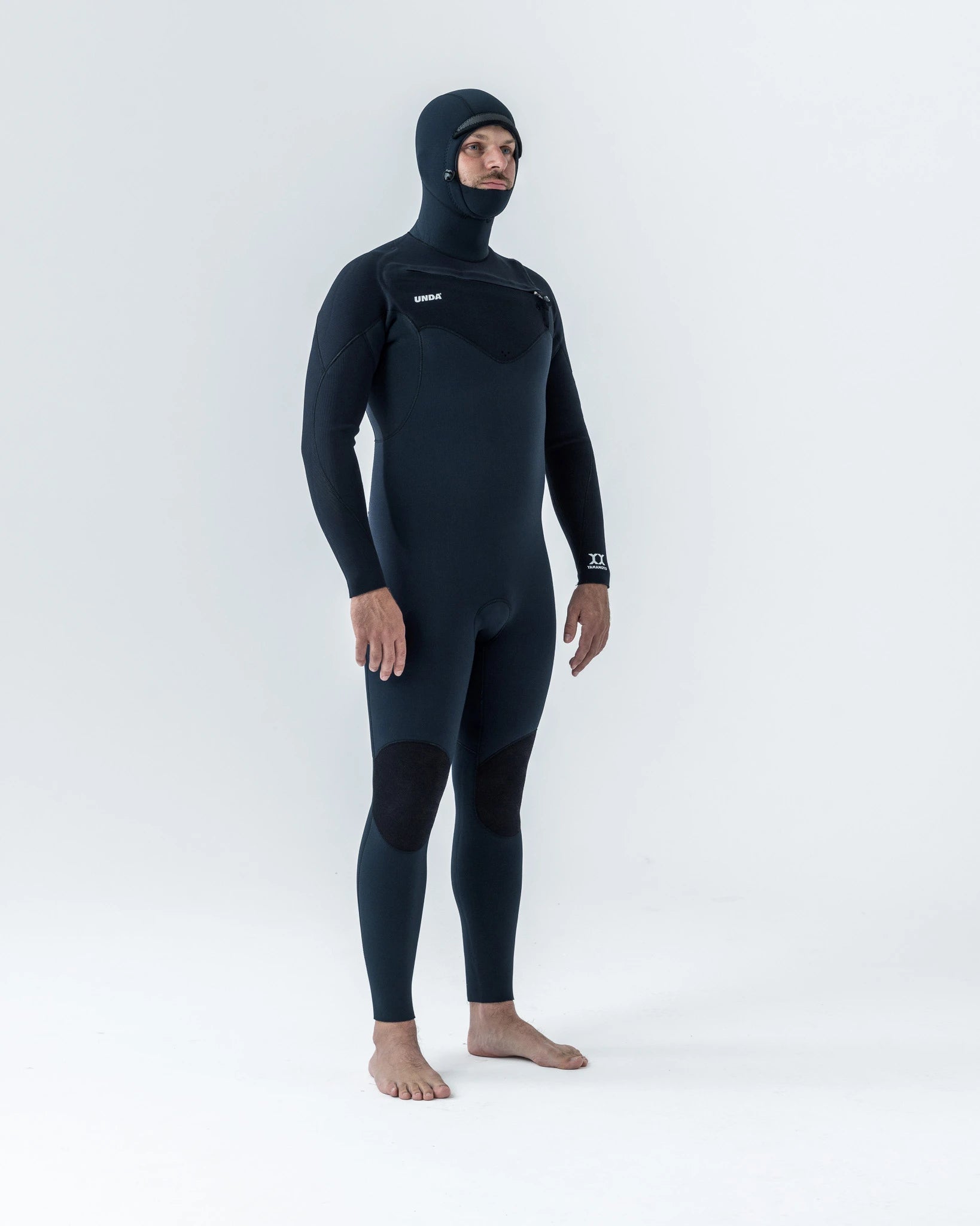 Pianka neoprenowa z kapturem UNDA – Yamamoto G-wetsuit UNDA - Dasea People